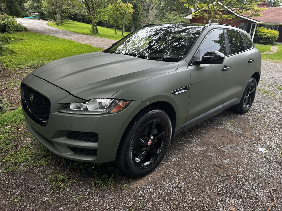 Jaguar F-Pace head-on after an exterior detail