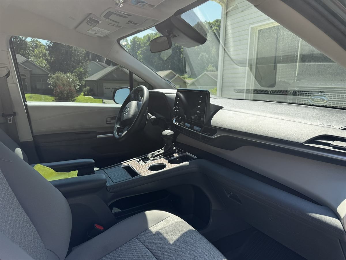 Sienna front cabin cleaned, seats and carpets done